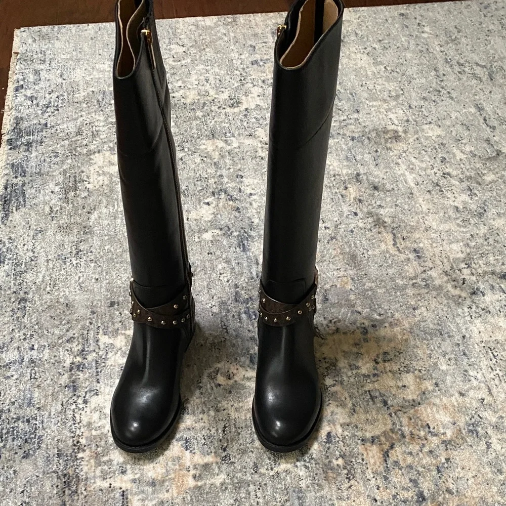 Michael Kors Black and Brown riding boots - Picture 4 of 6